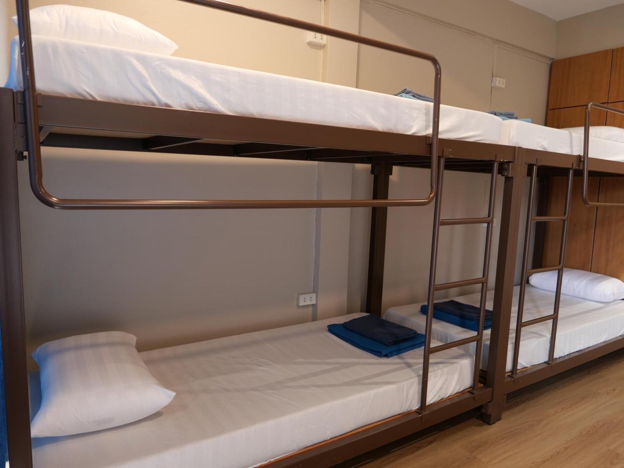 Films House Hostel Bang Saen Luaran gambar