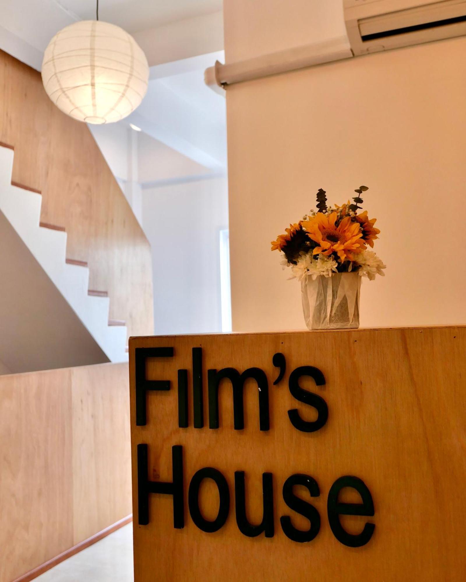 Films House Hostel Bang Saen Luaran gambar