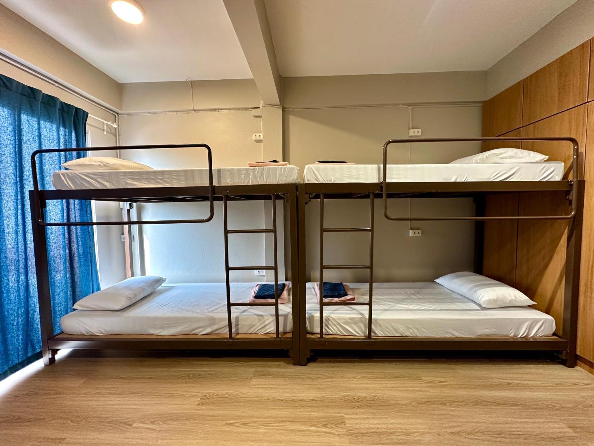 Films House Hostel Bang Saen Luaran gambar
